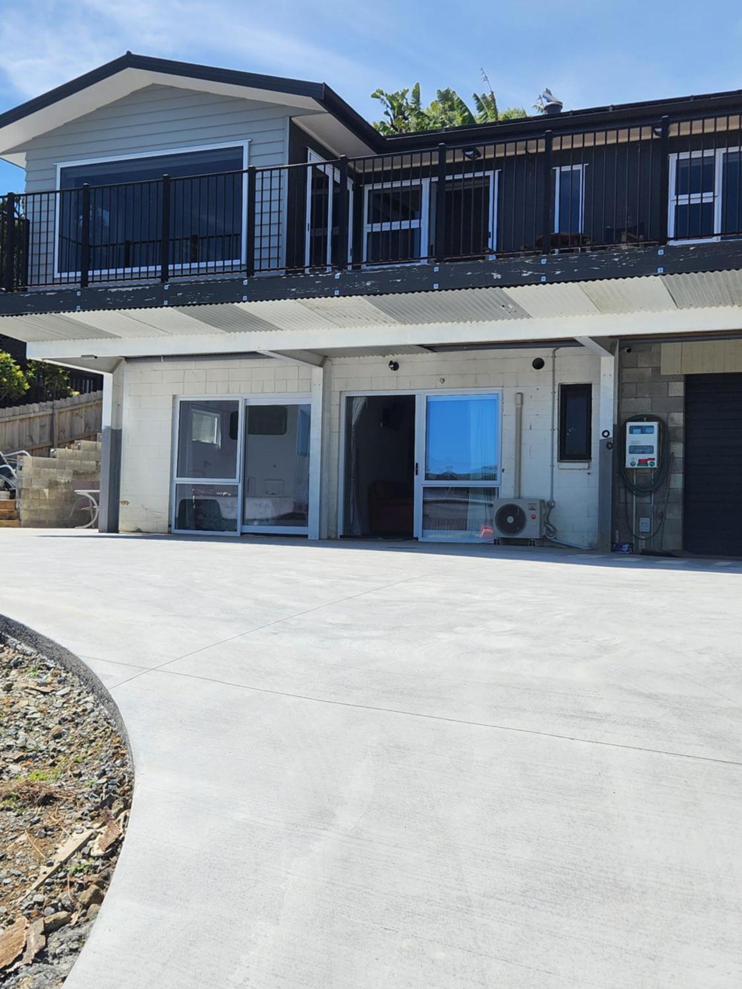 Raglan By The Sea - 2 Bedroom Apartment Exterior photo